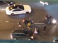 Драка на шоссе Аялон: мотоциклист ударил другого водителя шлемом, сбив с ног