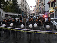 На месте теракта в Стамбуле