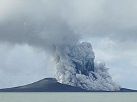 Январское извержение вулкана на Тонге года признано самым мощным за всю историю наблюдений