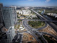 Двое мотоциклистов обстреляли дом в северном Тель-Авиве