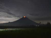 На Яве началось извержение Семеру – крупнейшего вулкана Индонезии