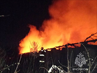 Источники: БПЛА атаковал аэродром в Курской области, горит нефтенакопитель