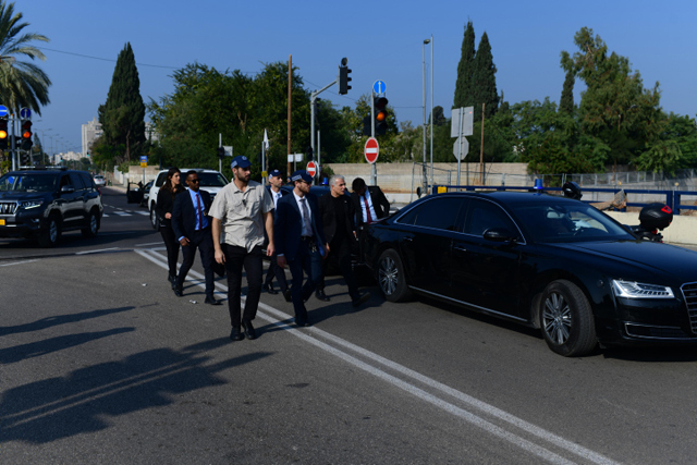 Премьер-министр Лапид принял участие в акции против коалиции Нетаниягу. Фоторепортаж