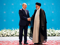 СМИ: Россия оказывает Ирану поддержку на "беспрецедентном уровне"
