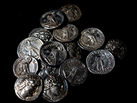 Секрет деревянной шкатулки: в Иудейской пустыне найден клад серебряных монет эпохи восстания Маккавеев