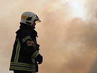Взрыв и пожар на нефтекомбинате в Ангарске, есть жертвы