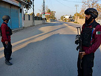 На западе Пакистана талибы взяли заложников в управлении спецслужб