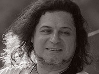 Умер продюсер, певец и композитор Александр Шевченко, бывший солист рок-группы "Зодчие"