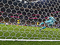 Первый гол чемпионата мира забил Эннер Валенсия