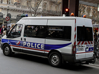 В Париже, на вокзале Монпарнас, полиция задержала двух мужчин, угрожавших "все взорвать"