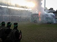 Газа. 2016 год. Боевики ХАМАСа изображают "уничтожение автобуса с израильтянами"