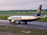 Самолет Ryanair в сопровождении F-16 приземлился в Афинах после сообщения о бомбе