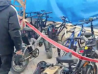 Трекер, спрятанный в велосипеде, привел полицию к сладу краденных велосипедов в арабской деревне