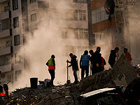 В зоне землетрясений в Турции объявлено чрезвычайное положение на три месяца