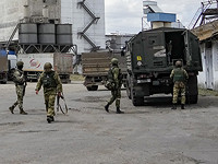 Российские военные на гражданском объекте в Мелитополе (лето 2022)
