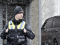 На юге Германии преступник взял в заложники несколько человек, требуя миллион евро