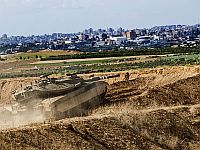 ЦАХАЛ нанес удары по позициям боевиков ХАМАСа около границы сектора Газы