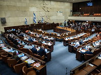Реформа, бюджет, закон о призыве: возобновляется работа Кнессета 25-го созыва