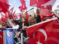 В Турции день выборов: три кандидата в президенты, 24 партии и более 150 независимых кандидатов в депутаты парламента