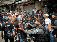Полиция: по подозрению в нападениях в Иерусалиме и окрестностях задержаны восемь человек