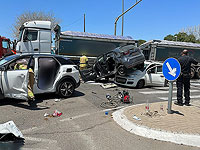 В Тель-Авиве три автомобиля столкнулись с грузовиком, пострадали шесть человек