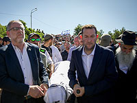 В поселке Шакед проходят похороны убитого в теракте Меира Тамари