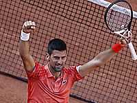 Джокович и Алькарас вышли в полуфинал Открытого чемпионата Франции