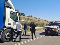 
На севере Израиля грузовик сбил пожилого мужчину