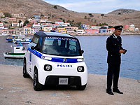Полиция Греции разыскивает двух израильтян, один из которых тайно вел съемку во время секса втроем с туристкой из Великобритании