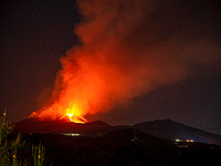 Из-за извержения вулкана Этна десятки израильтян не могут покинуть Сицилию