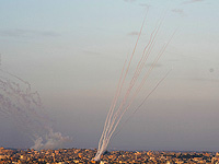 "Предостережение Израилю": из сектора Газы запущены 50 ракет в сторону моря