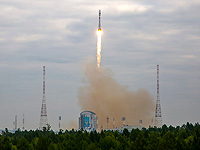 "Роскосмос" признал потерю аппарата "Луна-25"