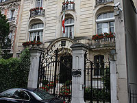 В Париже совершено нападение на иранское консульство