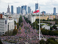 "Марш миллиона сердец": польская оппозиция провела массовую манифестацию