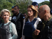 Урсула фон дер Ляйен после визита в Кфар-Азу: "Израиль имеет право защищаться"