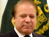 Бывший премьер Пакистана вернулся на родину