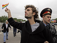 В Москве полиция провела рейды с проверкой документов в ЛГБТ-клубах