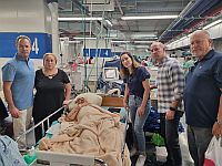 Лидеры Еврейских федераций посетили Ронена Габая, раненого 7 октября и получившего пособие Фонда помощи жертвам террора

