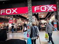 Сеть Fox объявила о возвращении всех работников из неоплачиваемого отпуска