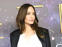 Анджелина Джоли снимется в третьей части франшизы "Малефисента"