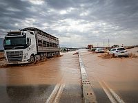 Трасса 90 перекрыта из-за наводнений на юге