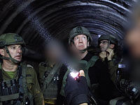Туннель после "зачистки" посетил министр обороны Израиля Йоав Галант, которого сопровождала группа офицеров.