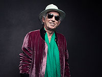 Киту Ричардсу, гитаристу The Rolling Stones – 80. Фотогалерея