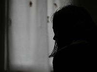 Учительница из Бней-Брака обвиняется в систематических изнасилованиях ученицы