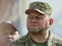 Зеленский присвоил звание Герой Украины Залужному и Буданову