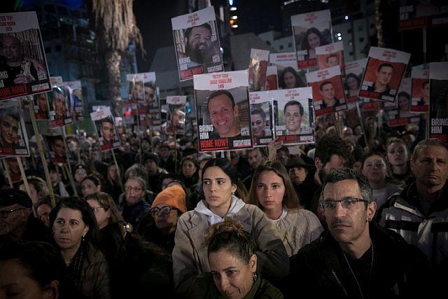 Акции протеста в Израиле: против Нетаниягу, за освобождение заложников. Фоторепортаж