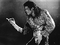 Sony покупает половину прав на каталог Майкла Джексона за рекордную сумму
