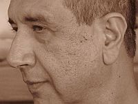 Рони Сомек стал лауреатом поэтической премии Эреза Битона