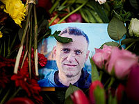 Родители Навального поблагодарили всех, кто приходит к могиле политика