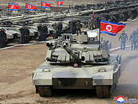 Ким Чен Ын сел за рычаги "лучшего в мире" северокорейского танка